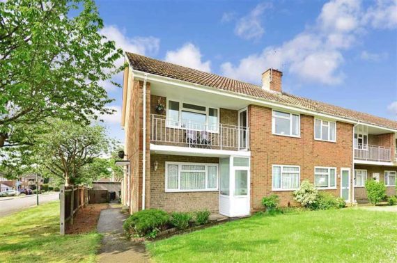 2 Bedroom Maisonette